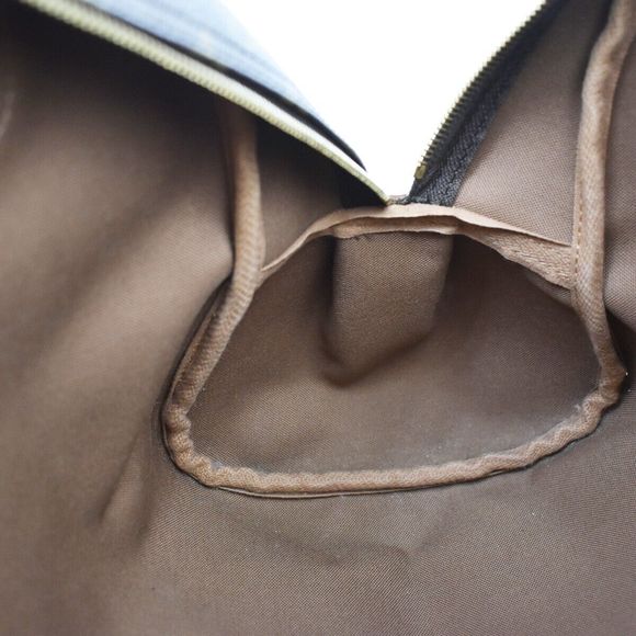 LOUIS VUITTON Montorgueil Shoulder Bag - Picture 10 of 14